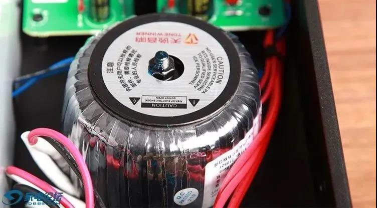 用單片機復位電路做比喻_單片機基于數字溫度傳感器的數字溫度計匯編語言_51單片機做數字音樂播放器電路圖