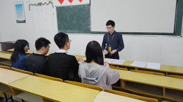 學生管理系統界面代碼_學生信息管理界面制作_學生信息管理系統界面