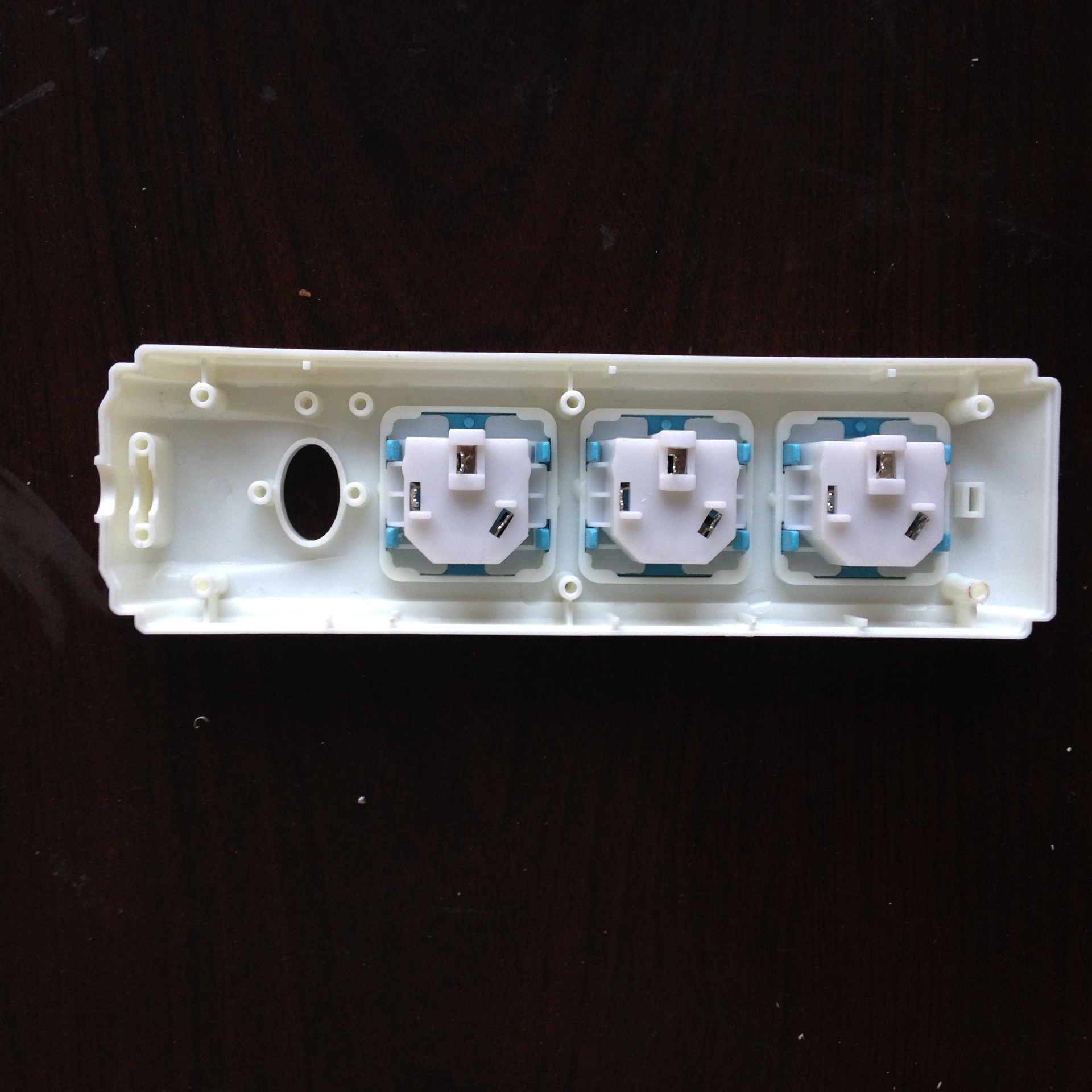 pin it button 插件_mipi接口有幾根pin_接插件pin沖壓排樣圖