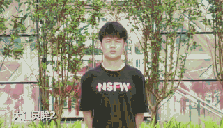 金立怎樣用自拍桿拍照_用自拍桿拍照不露桿_下什么軟件可以用自拍桿