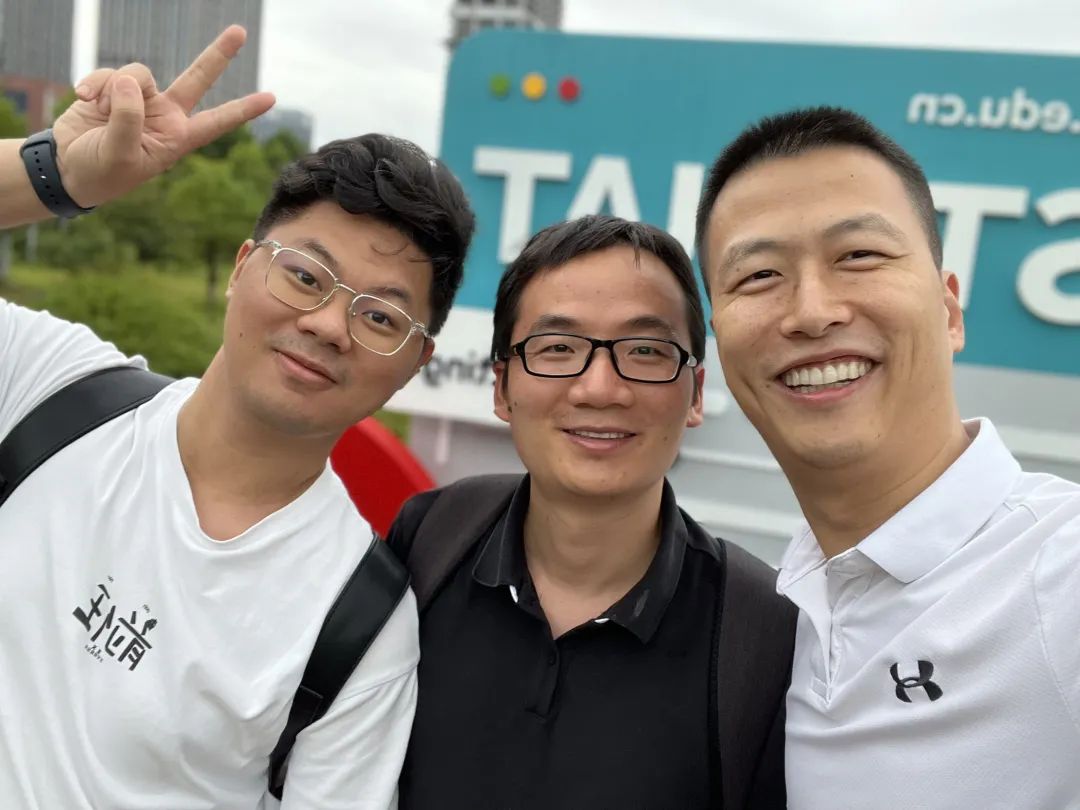 打開易表算量軟件一閃而過_打開易表算量軟件一閃而過_打開易表算量軟件一閃而過