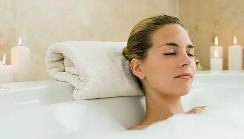老睡眠進入電腦模式會怎樣_電腦老進入睡眠模式_電腦老進去睡眠模式