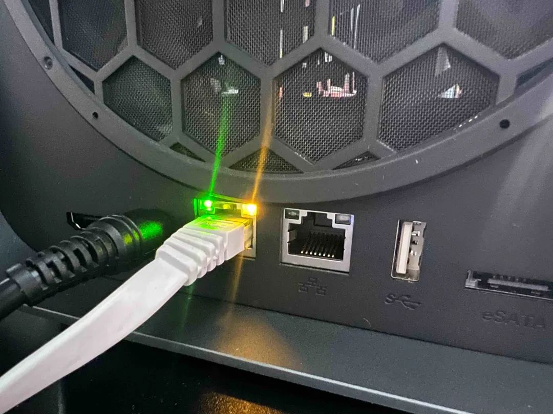 qq空間封面自定義圖片_qq封面啥意思_封面qq